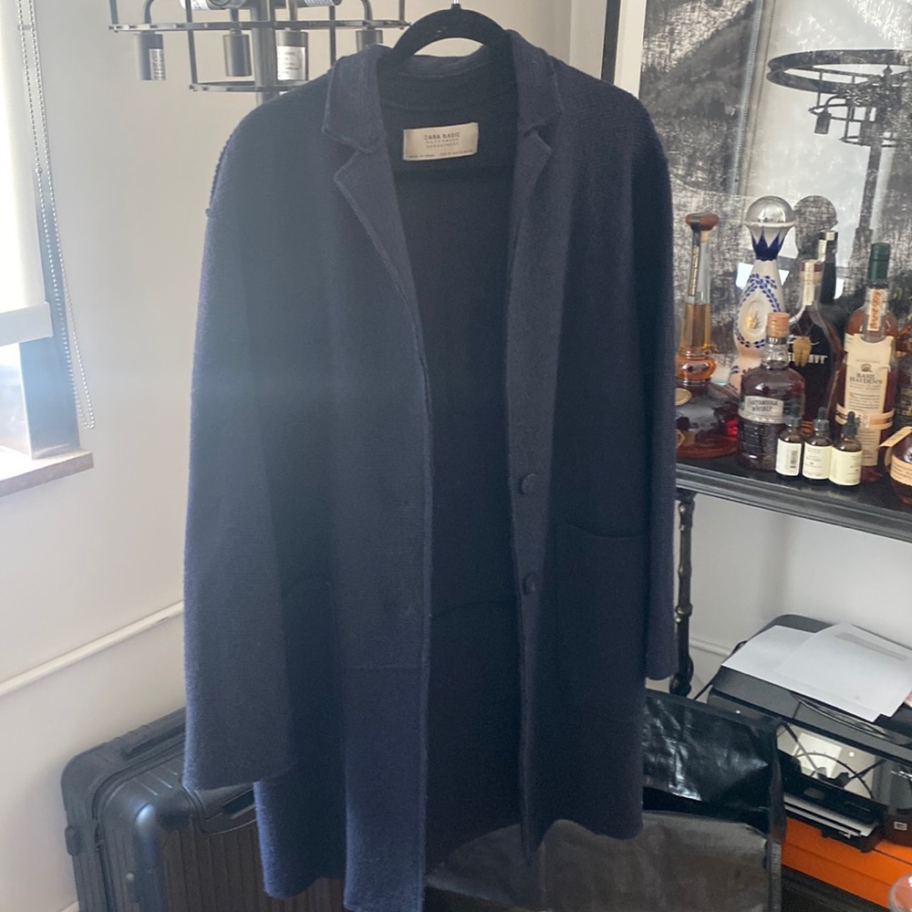 Like New! Zara Navy Coat. Great detailing, textured fabric. Small
